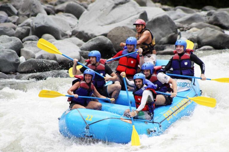 Excursión de Rafting en el Río Reventazón | Excursión de Rafting en Costa Rica